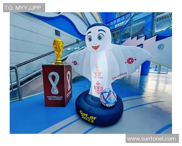 足球星盲盒限量发售，揭开隐藏球星的神秘面纱，尽享足球收藏乐趣